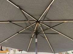 Cantilever Patio Umbrella with Built-in Lights