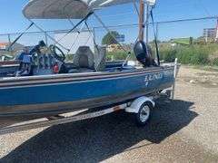 Lund Fishing Boat w/ Mercury 50HP Motor & Trailer