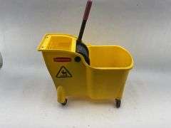 Rubbermaid Mop Bucket Wringer Combo