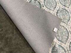 Wyatt & Ash Machine Washable 5ft x 7ft Rug. Like new
