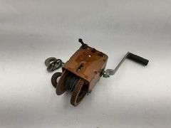 Hand Winch with Cable