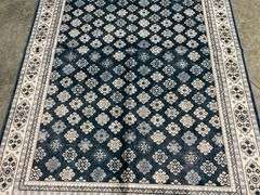 Wyatt & Ash Machine Washable 5ft x 7ft Rug. Like new