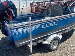 Lund Fishing Boat w/ Mercury 50HP Motor & Trailer