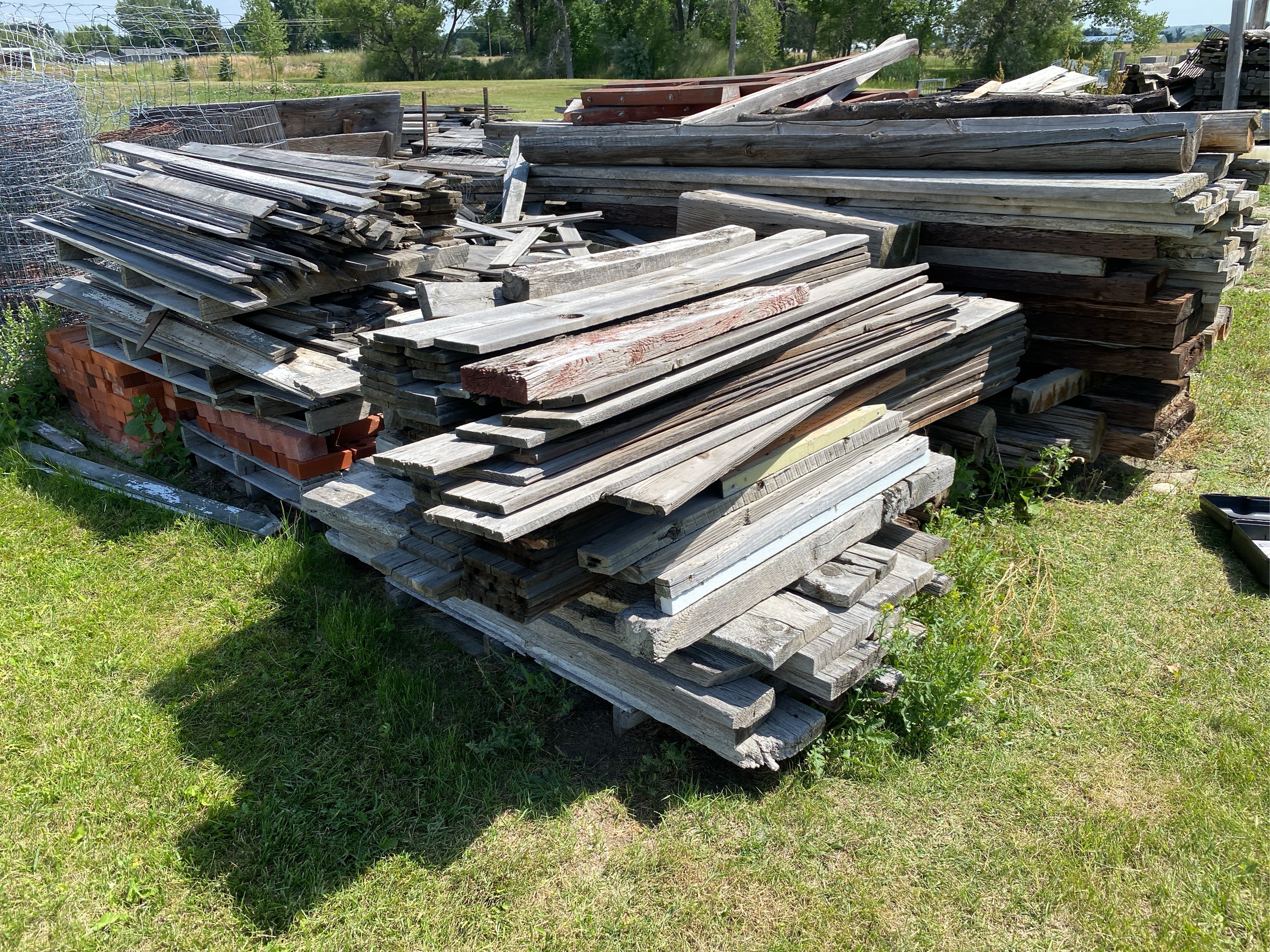 Lot image 1