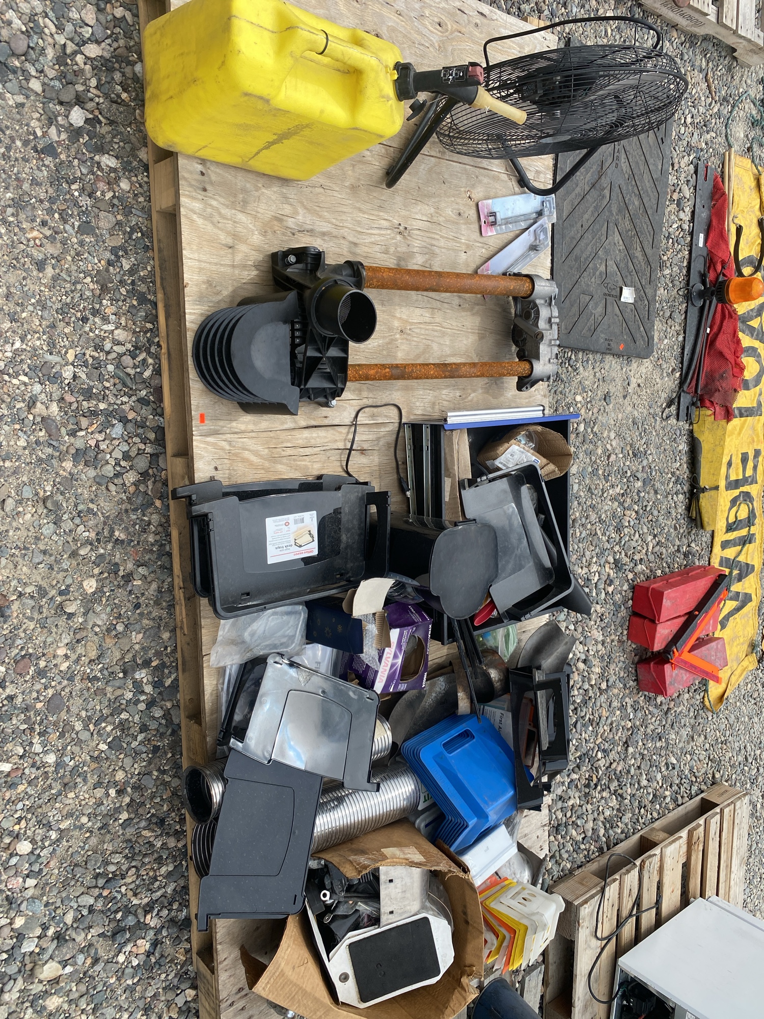 Lot image 1