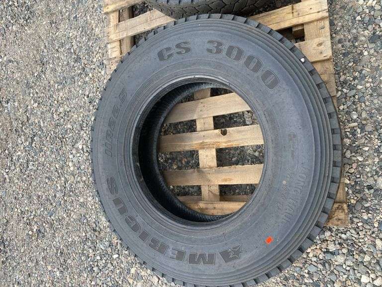 Pallet of (4) Semi Truck Tires - Americus, Dunlop, Bridgestone