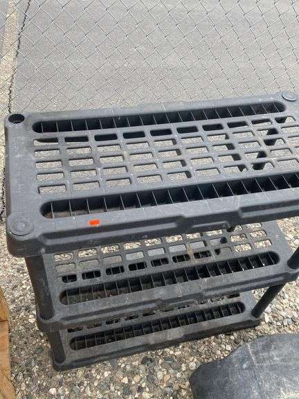 3-Tier Plastic Shelving Unit