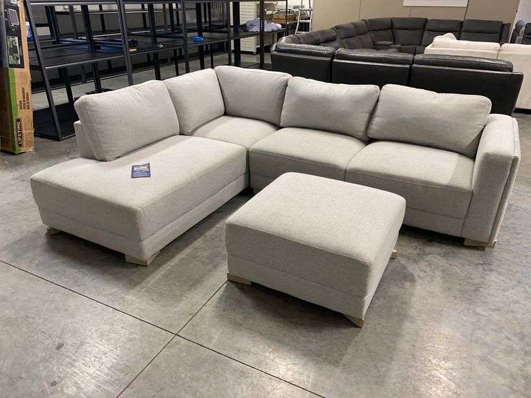 Light Gray Fabric Sectional Sofa w/ Ottoman