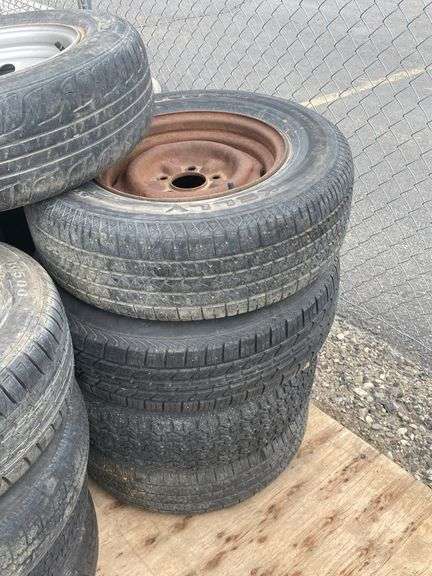Pallet of Used Tires with Steel Rims - Assorted Sizes