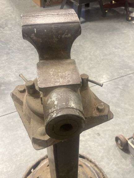 Allied 6" Bench Vise on Stand