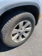 2009 Volkswagen Tiguan 2.0T Compact SUV