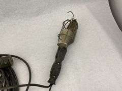 Work Light Lot with Extension Cord and Power Strip