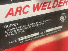 Lincoln Electric AC/DC Arc Welder Model AC/DC 225/125