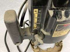 Skil Classic Series Plunge Router in Box