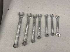 Craftsman Wrench Set with Metal Toolbox