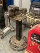 Allied 6" Bench Vise on Stand