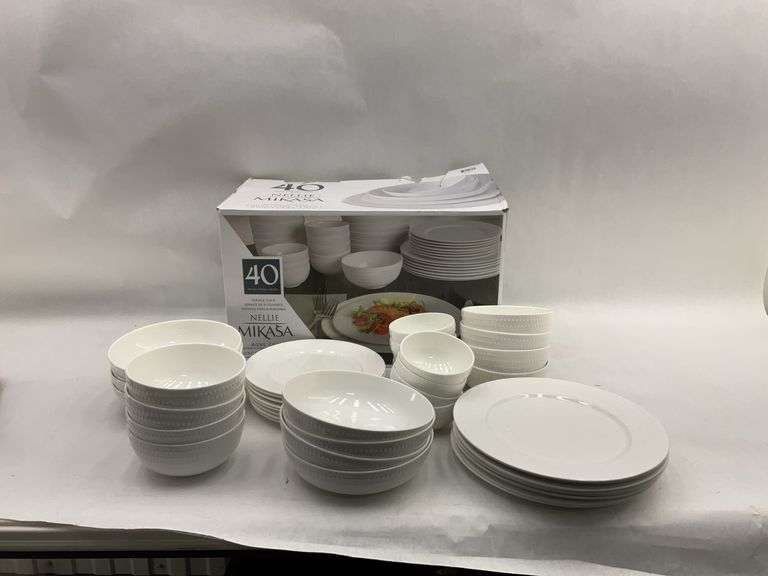 Mikasa Nellie 40-Piece Dinnerware Set, Bone China