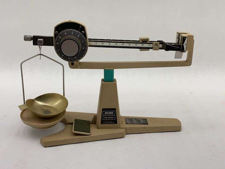 RCBS 304 Scale image