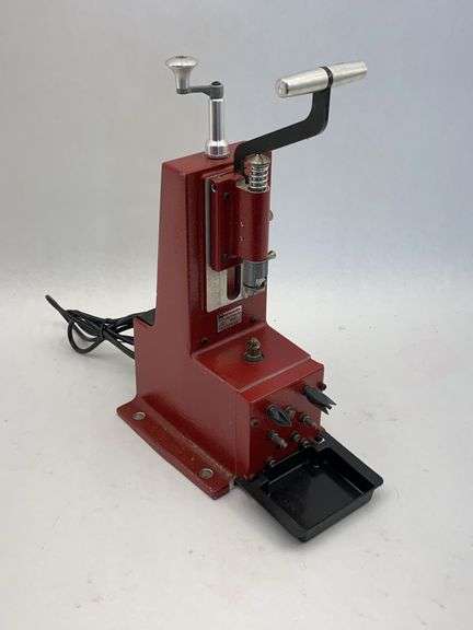 Hornady Lock-N-Load Case Prep Tool - Model 9561 image