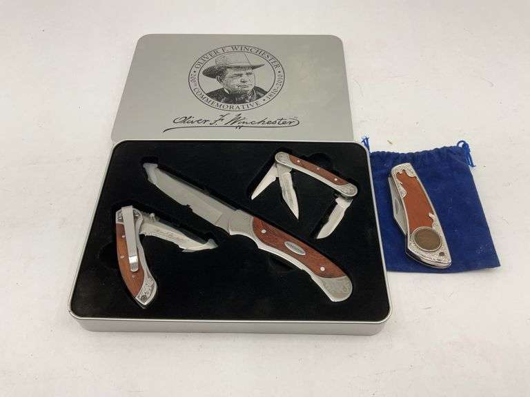 Winchester Knife Set in Commemorative Tin image