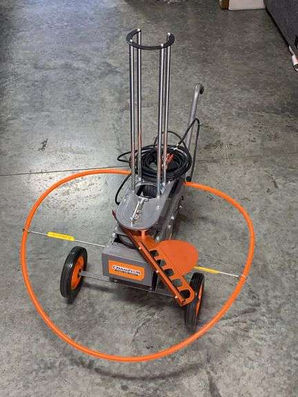 Champion Wheelybird 2.0 Auto-Feed Clay Target Thrower image
