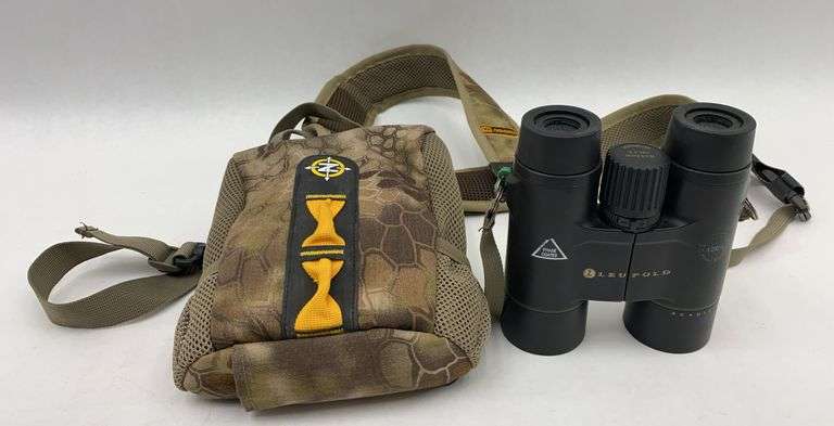 Leupold Acadia 10x42mm Waterproof Binoculars with Harness image