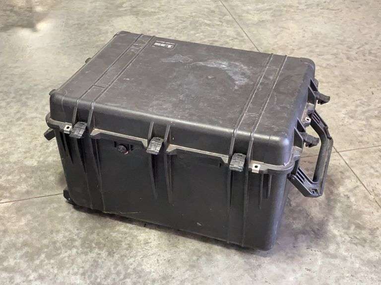 Pelican 1660 Rolling Equipment Case image