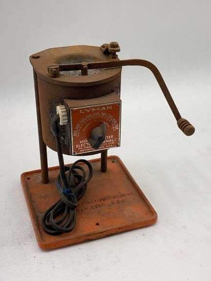 Lyman Model Electric Master Furnace image