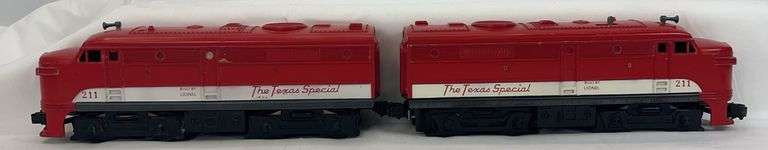 Postwar Lionel O Gauge 211 The Texas Special MKT Alco diesel A-A units image