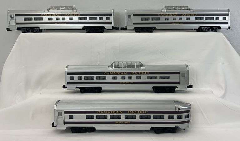 Williams O Gauge Canadian Pacific three 2552 Skyline 500 Vista-Domes one 2551 Banff Park observation image