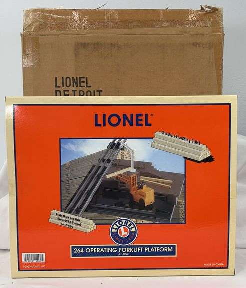 Lionel O Gauge 14000 operating forklift platform 264 in shipper image