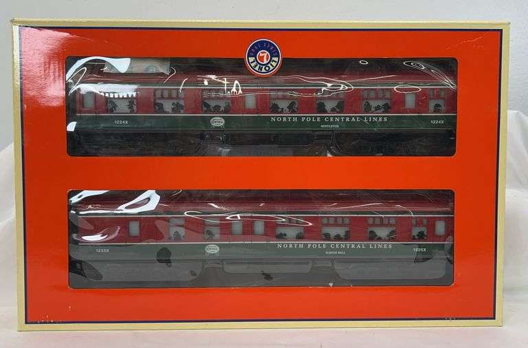 Lionel O Gauge 35250 North Pole passenger car 2-pack in box image