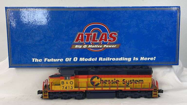 Atlas 3-rail O Gauge 6803-1 B&O Chessie System SD-35 diesel #7413 in box TMCC/RailSounds image
