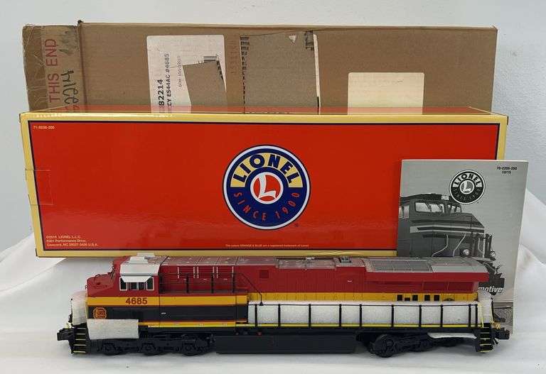 Lionel O Gauge 82214 Legacy equipped KCS ES44AC #4685 in box image