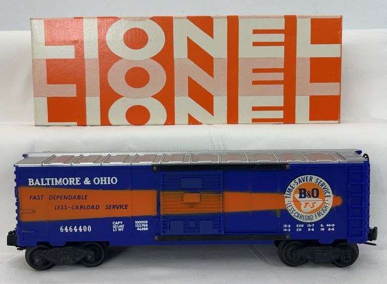 Postwar Lionel O Gauge 6464-400 Baltimore and Ohio box car in original box image