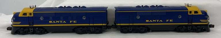 Lionel O Gauge 18117 Santa Fe F3 A-A diesel locomotive units no. 200 image