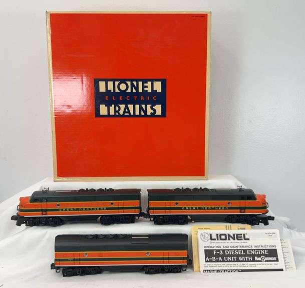 Lionel O Gauge 11724 Great Northern F-3 A-B-A diesel units in box image