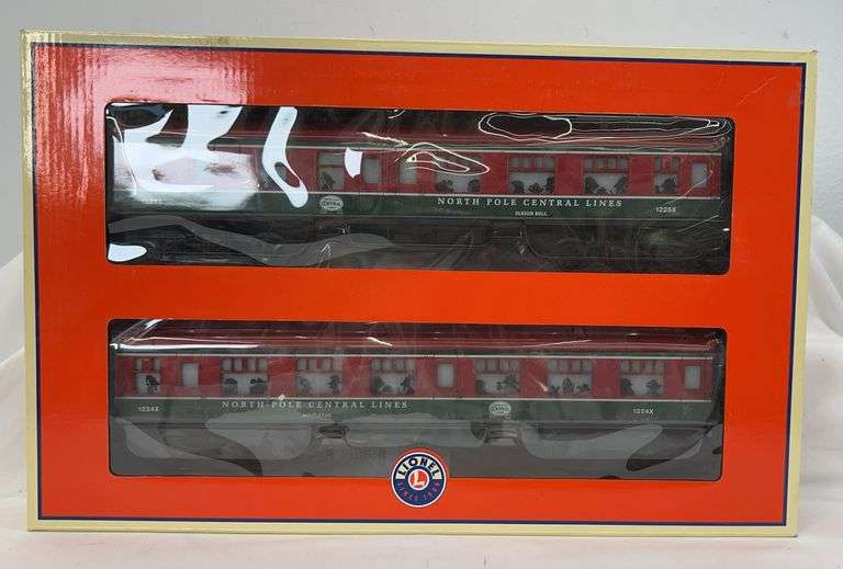 Lionel O Gauge 35250 North Pole passenger car 2-pack in box image