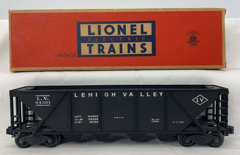 Postwar Lionel O Gauge 6436 early Lehigh Valley quad hopper in black no spreader 6436-25 box image