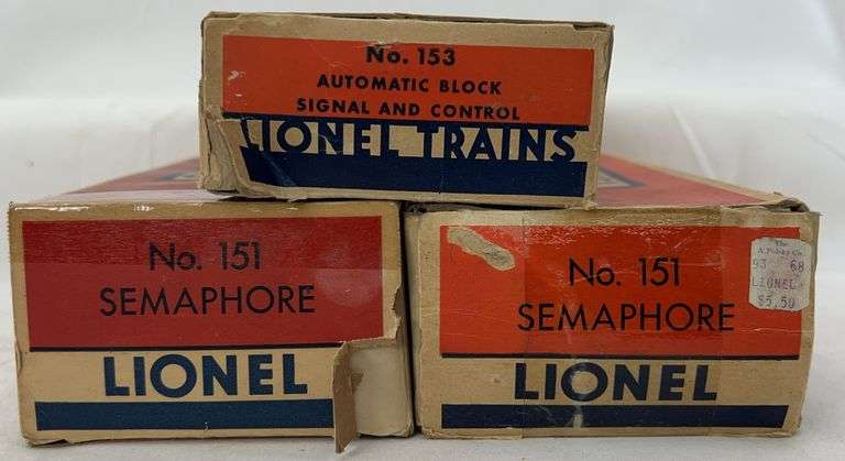 Postwar Lionel O Gauge three 151 semaphores in boxes image