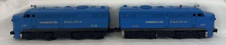 Postwar Lionel O Gauge 205P painted support 205T factory error/pre-production sample image