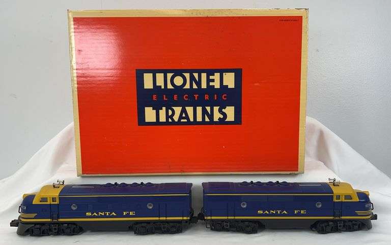 Lionel O Gauge 18117 Santa Fe F3 A-A diesel locomotive units in box image