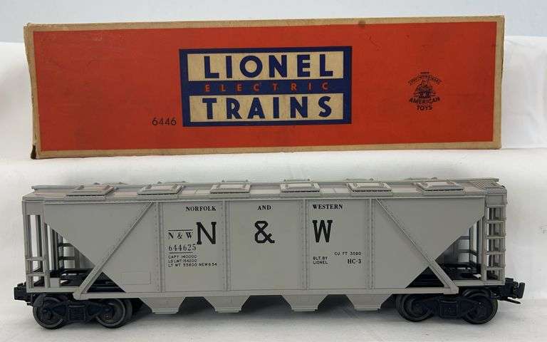 Postwar Lionel O Gauge 6446 N&W cement car in original box image