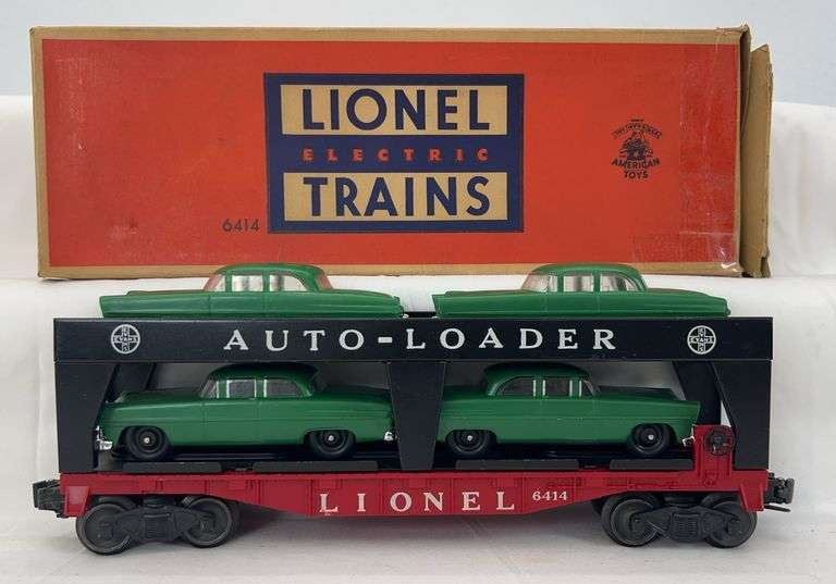 Postwar Lionel O Gauge 6414 Automobile car with Kelly green autos in box image