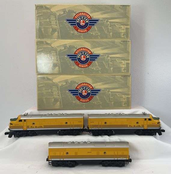 Lionel O Gauge TrainMaster 24526 2379P, 24527 2379C, 24528 2379T Rio Grande F3 A-B-A diesel set in box image