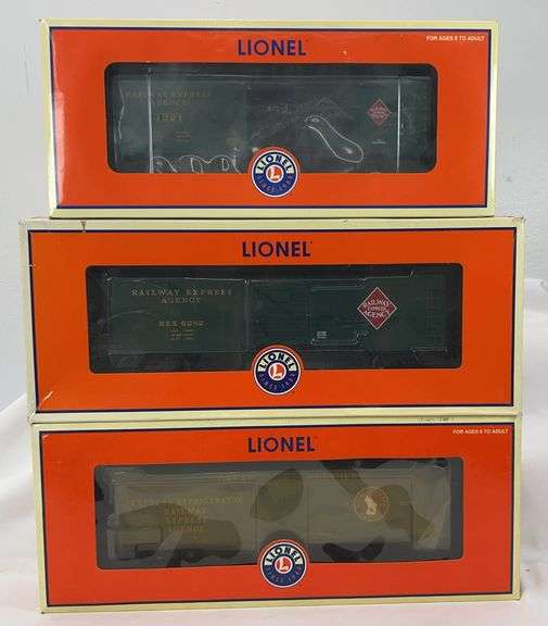 Lionel O Gauge 36879, 52376 and 81726 REA freight cars in box image