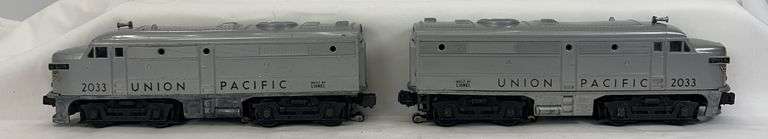Postwar Lionel O Gauge 2033 Union Pacific UP Alco diesel A-A units image