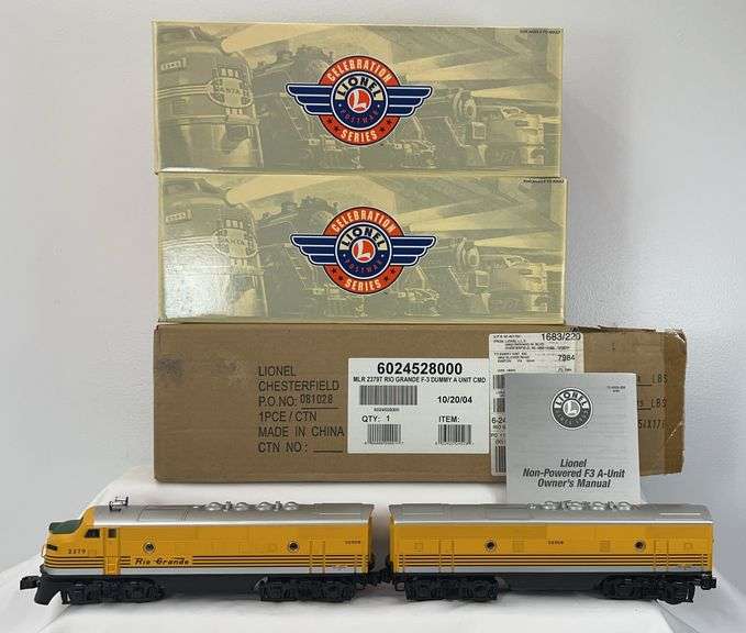 Lionel O Gauge 24527 Rio Grande 2379C dummy F-3b and 24528 2379T dummy F-3a in box image