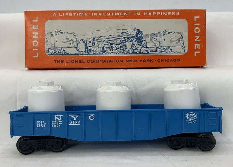 Postwar Lionel 6162-110 Gondola w/canisters in original box no date image