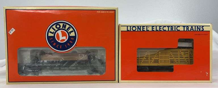 Lionel O Gauge 16683 elephant car 36727 Weyerhaeuser Moe and Joe lumber car in boxes image
